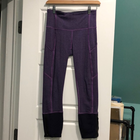 lululemon athletica Pants - Lululemon *rare* purple herringbone speed crop sz4